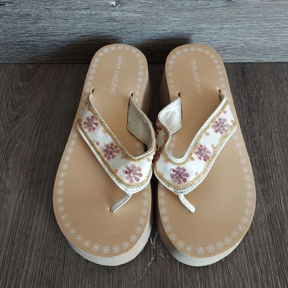 Lower East Side Vintage 90s Tan Floral Beaded Platform Sandal 7.5